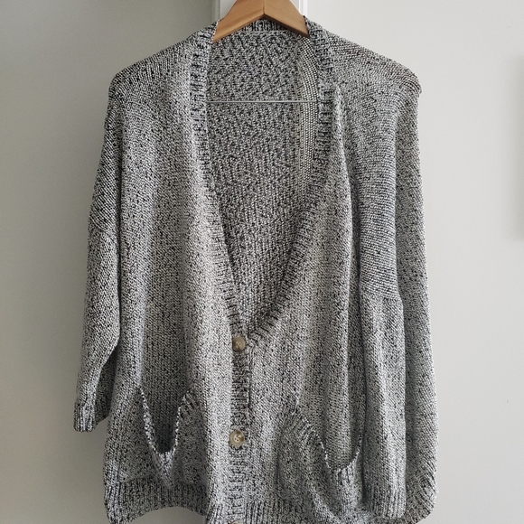 Francesca's Oversized Sweater - Picture 3 of 3